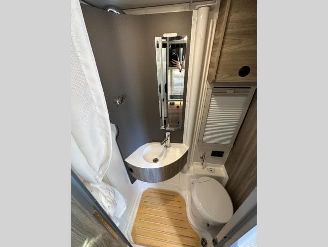 2027 Winnebago 2027 Winnebago Ekko - thumbnail 17