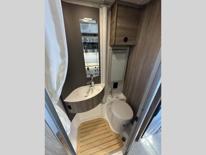 2027 Winnebago 2027 Winnebago Ekko - thumbnail 15