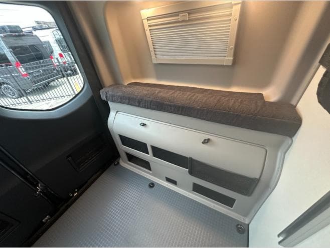 2027 Winnebago 2027 Winnebago Revel Sport - thumbnail 18