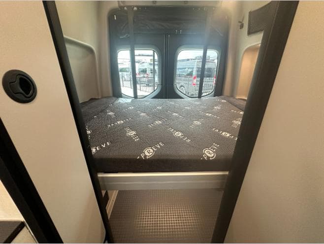 2027 Winnebago 2027 Winnebago Revel Sport - thumbnail 20