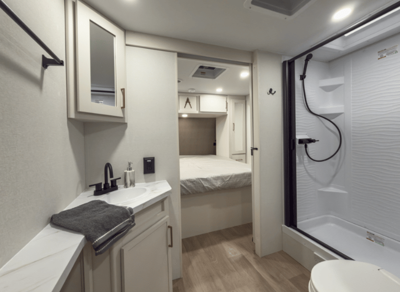 2027 Grand Design 2027 Grand Design Transcend - thumbnail 7