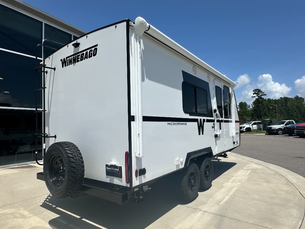 2027 Winnebago 2027 Winnebago Micro Minnie - thumbnail 4