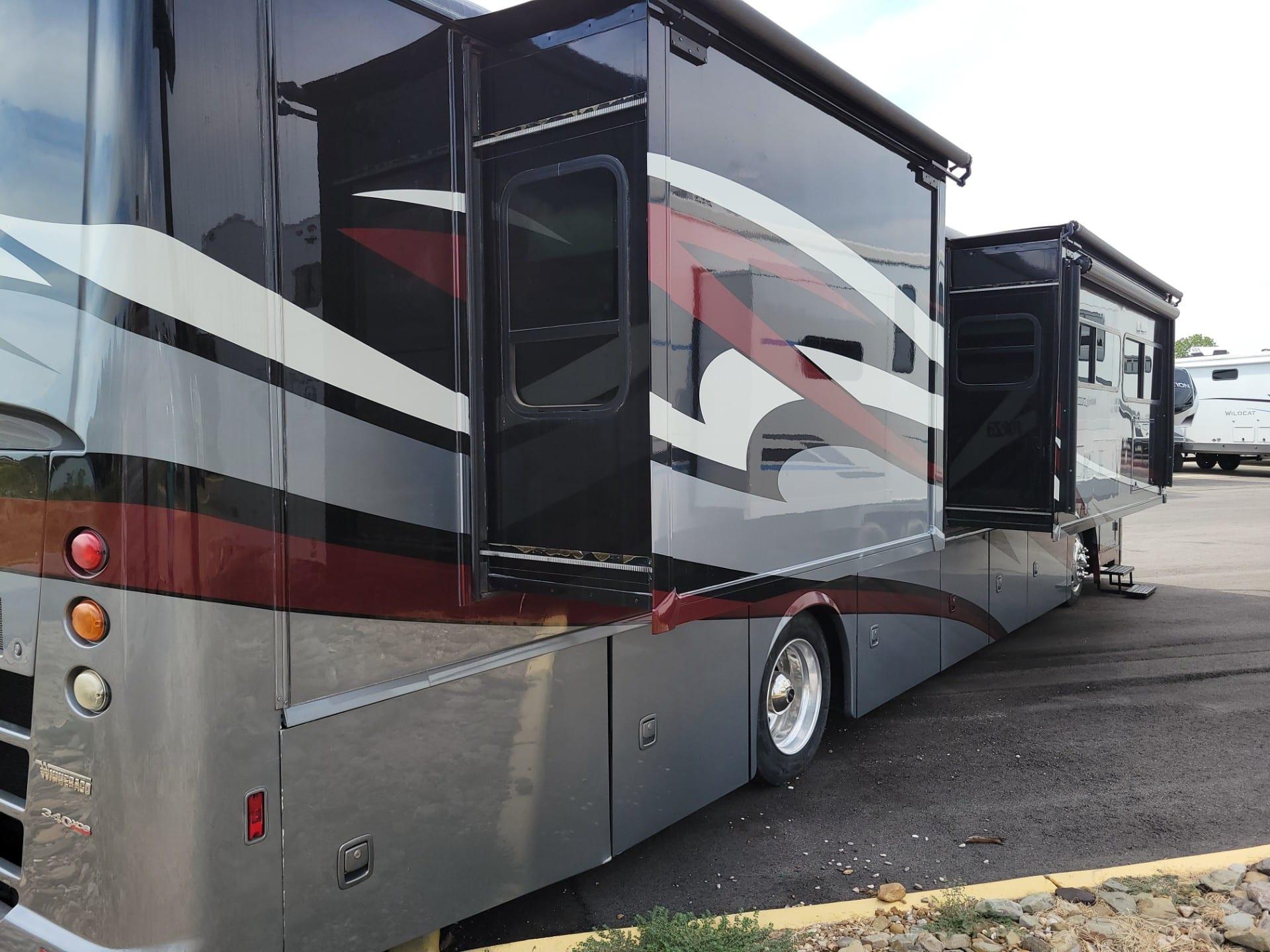 2016 Winnebago 2016 Winnebago Forza - thumbnail 4