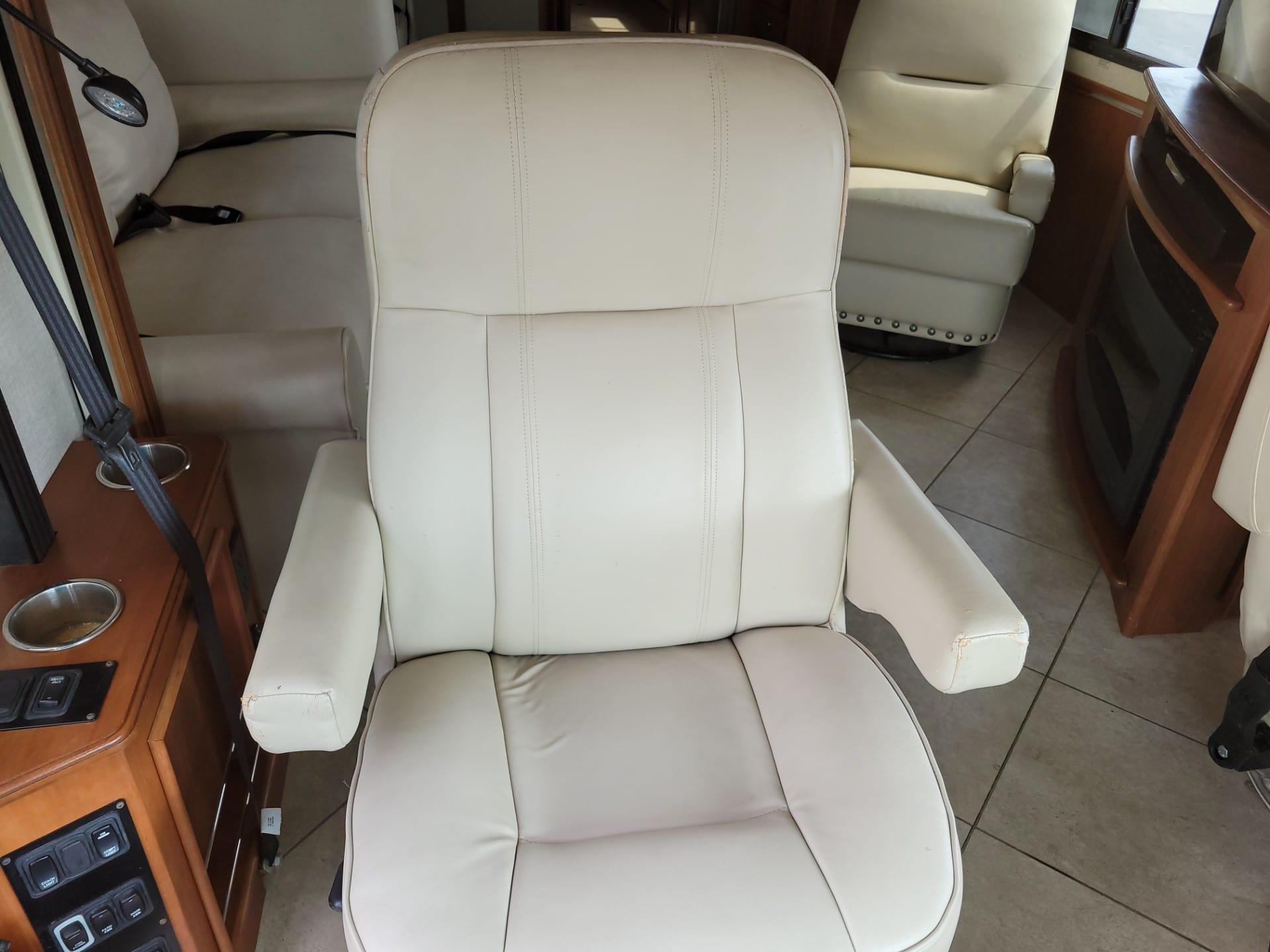2016 Winnebago 2016 Winnebago Forza - thumbnail 9