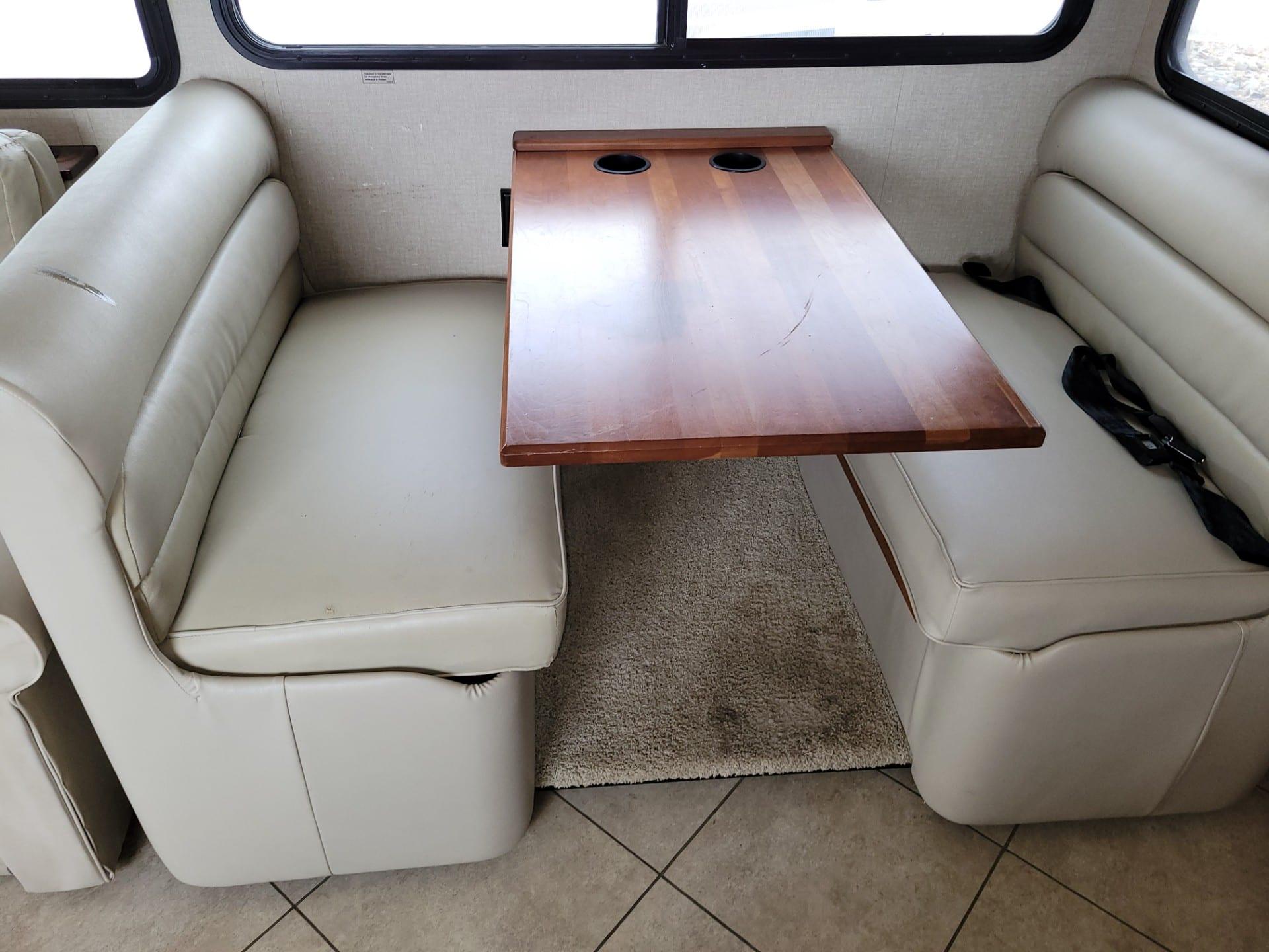 2016 Winnebago 2016 Winnebago Forza - thumbnail 18