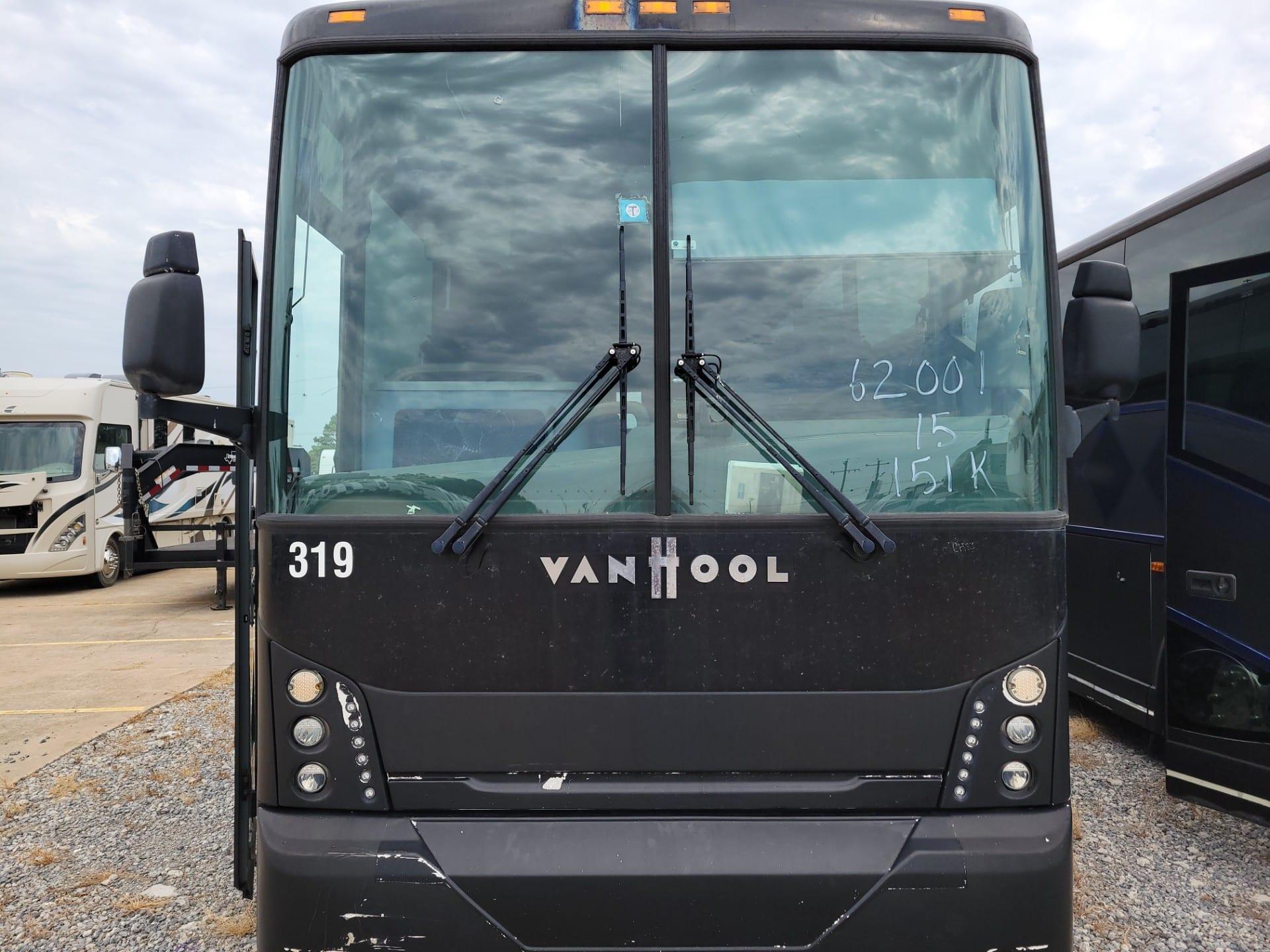 2015 VAN HOOL COMMUTER COACH