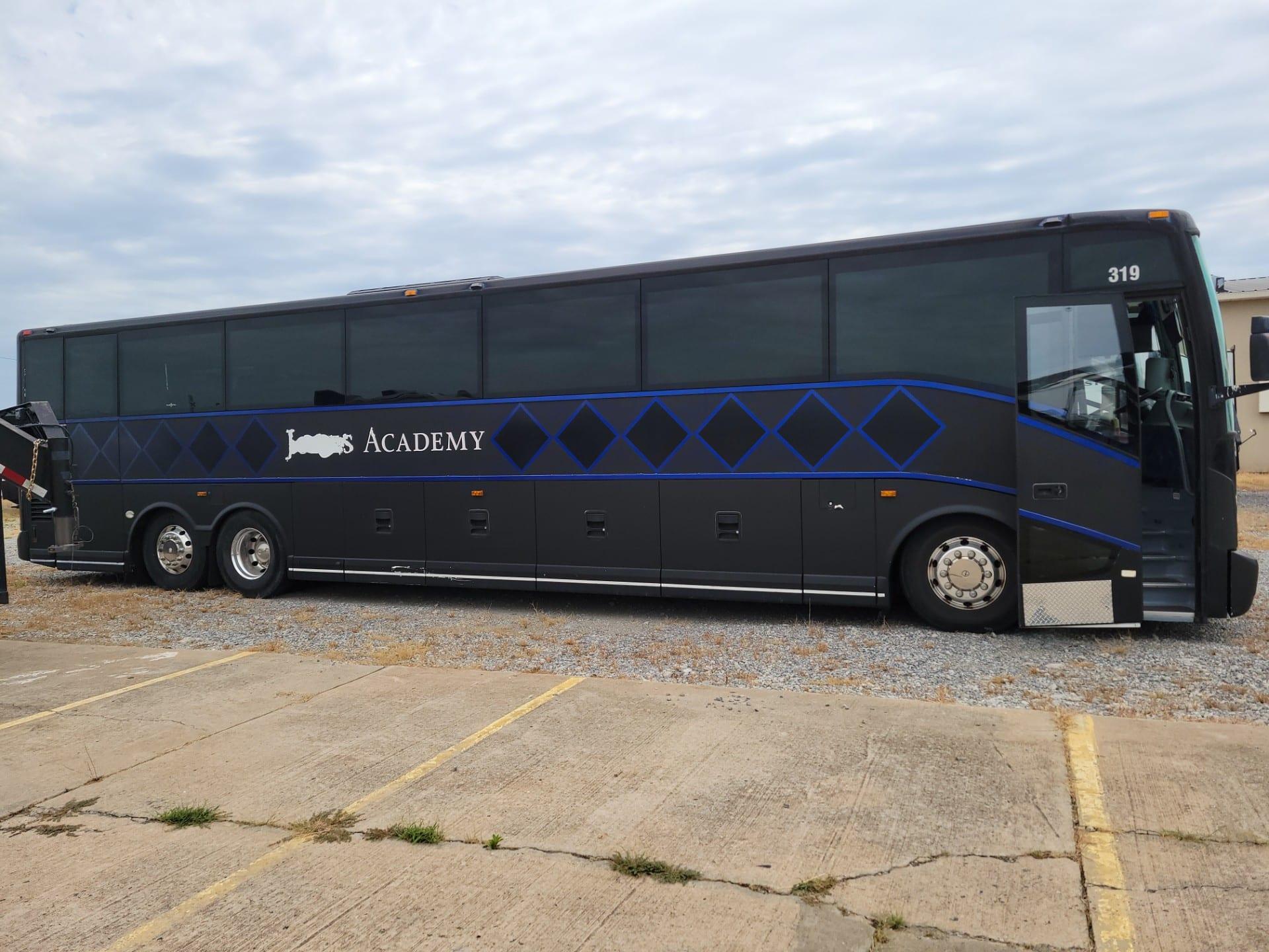 2015 VAN HOOL 2015 VAN HOOL COMMUTER COACH - thumbnail 2