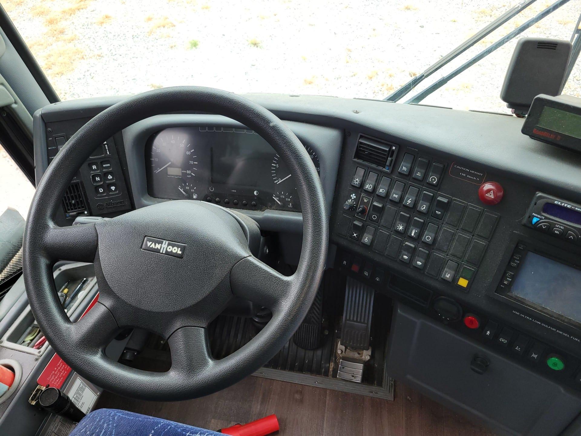 2015 VAN HOOL 2015 VAN HOOL COMMUTER COACH - thumbnail 6