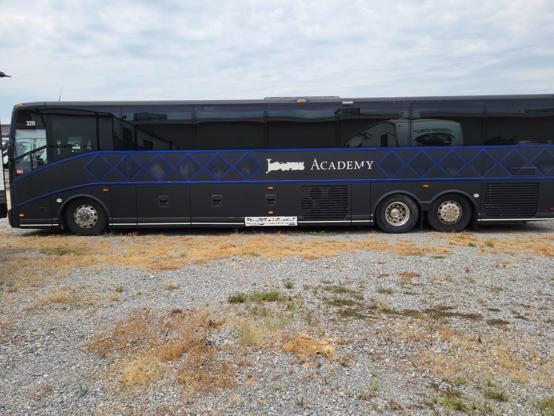 2015 VAN HOOL 2015 VAN HOOL COMMUTER COACH - thumbnail 2