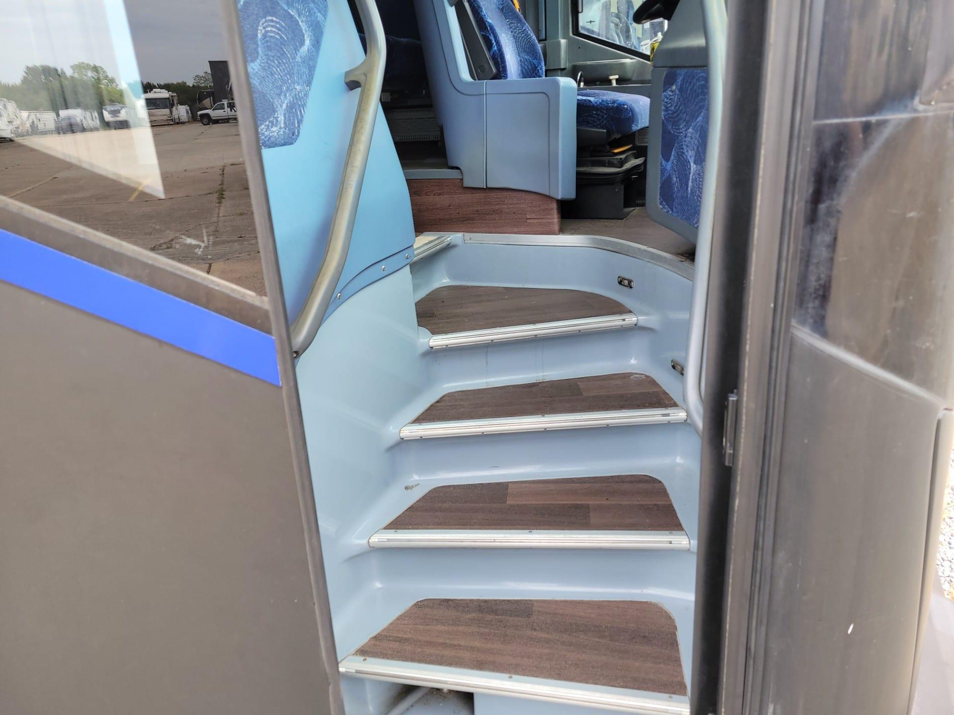 2015 VAN HOOL 2015 VAN HOOL COMMUTER COACH - thumbnail 5