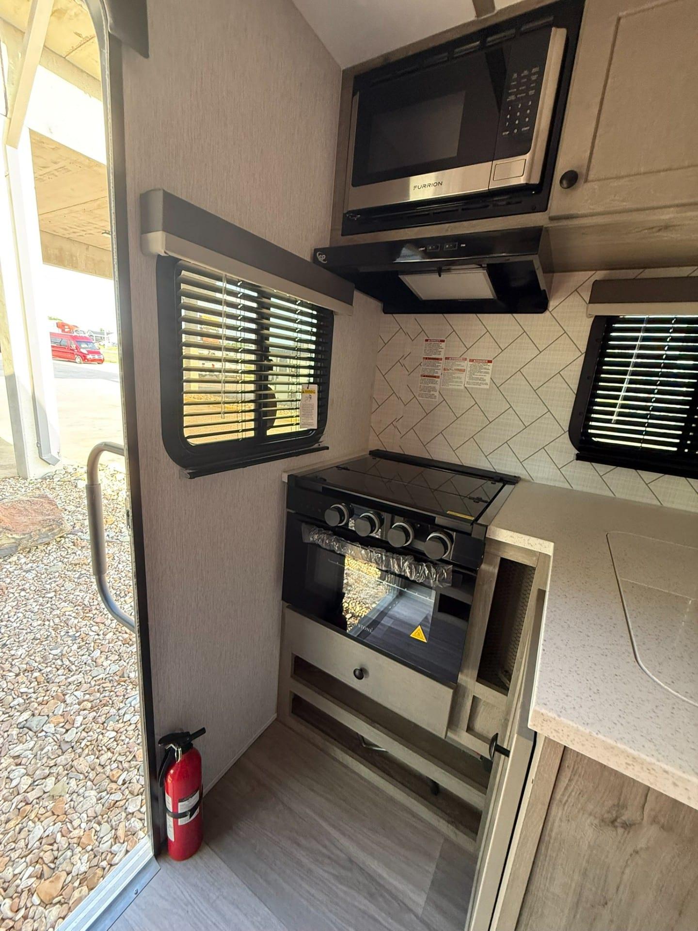 2026 Sunset Park RV Manufacturing 2026 Sunset Park RV Manufacturing Sun Trek - thumbnail 12