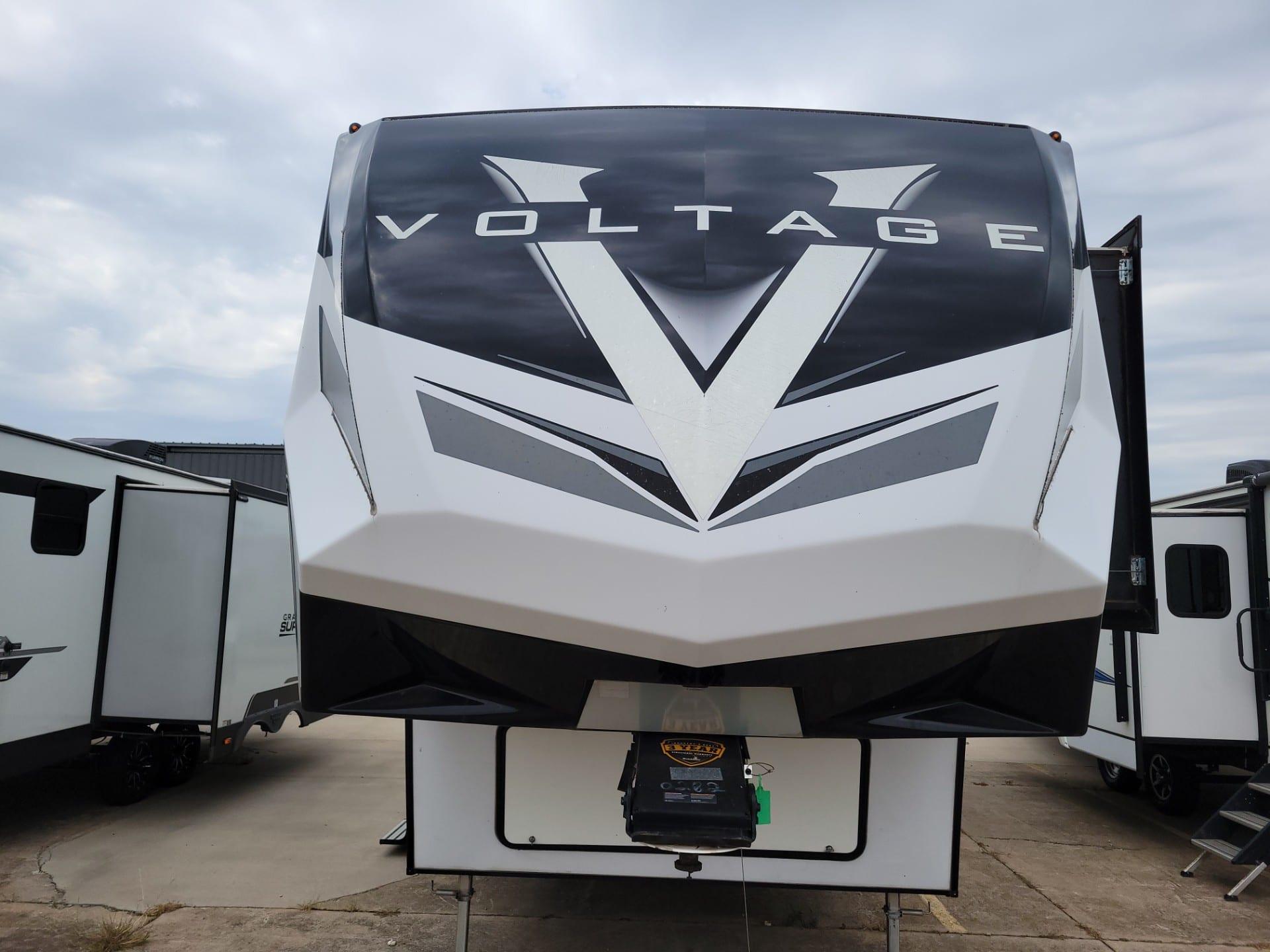 2022 Dutchmen 2022 Dutchmen Voltage Triton - thumbnail 4