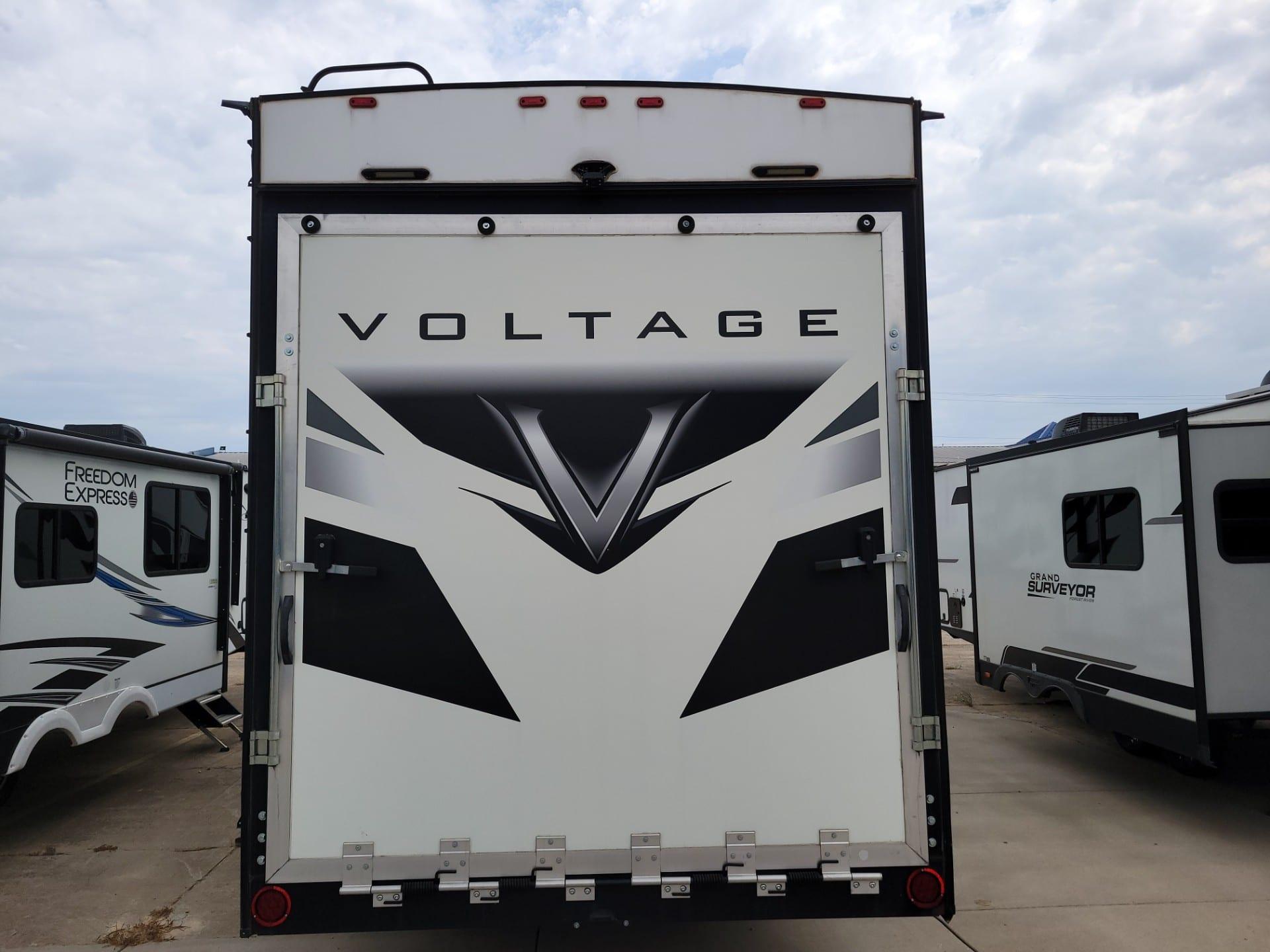 2022 Dutchmen 2022 Dutchmen Voltage Triton - thumbnail 5