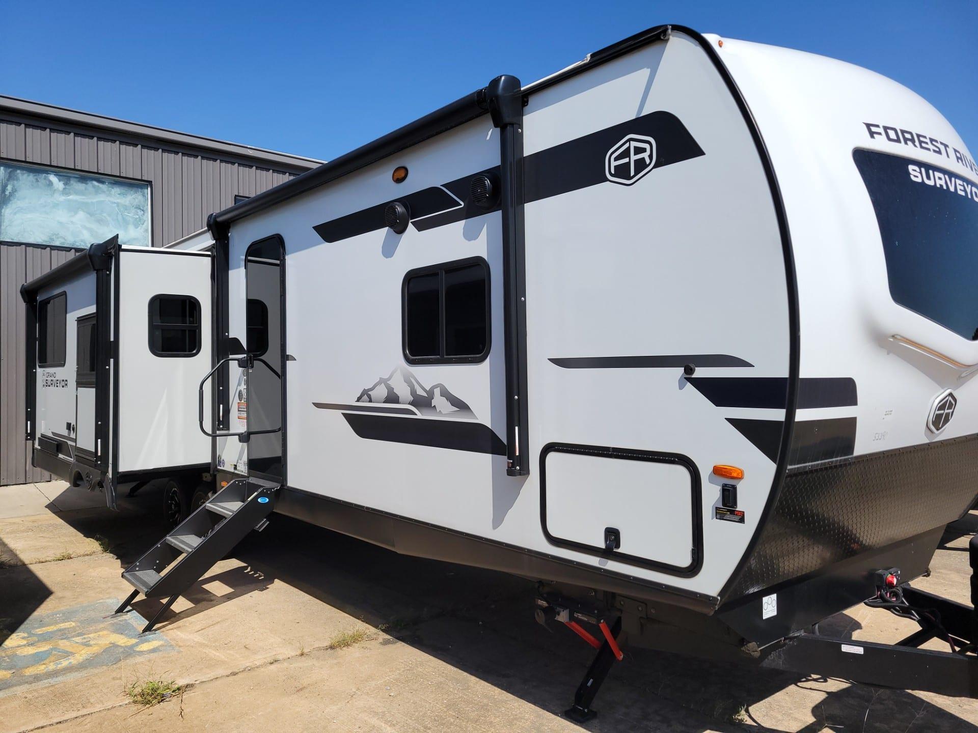 2026 Forest River Grand Surveyor 290RLDS