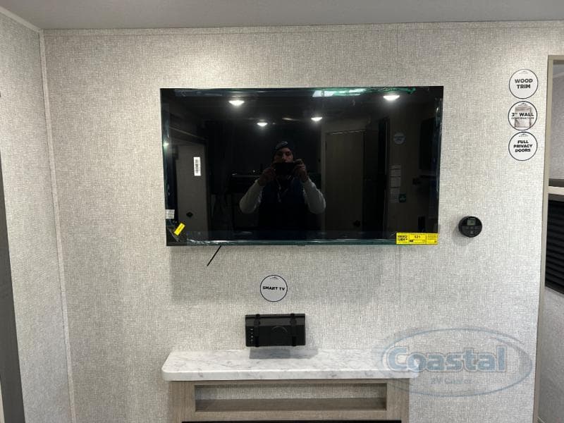 2026 East To West 2026 East To West Della Terra - thumbnail 10