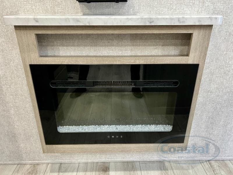 2026 East To West 2026 East To West Della Terra - thumbnail 12