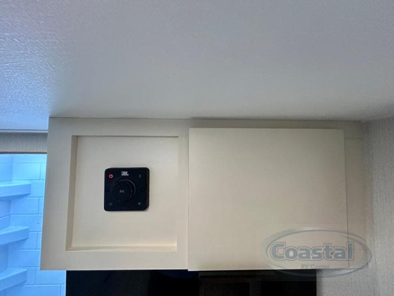 2026 Winnebago 2026 Winnebago Micro Minnie - thumbnail 26