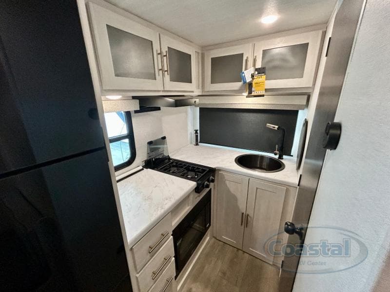 2026 Forest River 2026 Forest River R-Pod - thumbnail 7