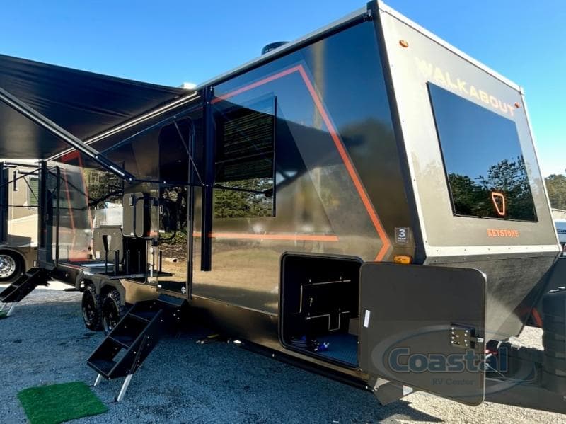 2026 Keystone RV Walkabout 26MAX