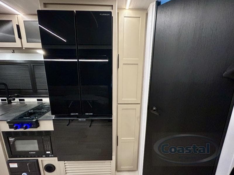 2026 Keystone 2026 Keystone Walkabout - thumbnail 16