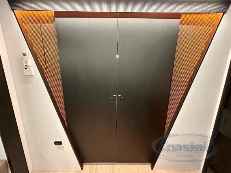 2026 Keystone 2026 Keystone Walkabout - thumbnail 25