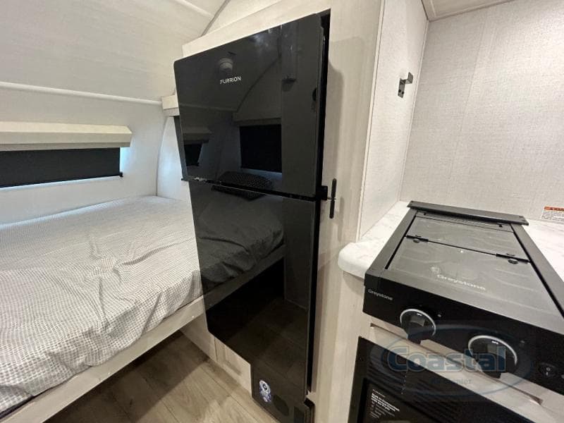 2025 Forest River 2025 Forest River R-Pod - thumbnail 12