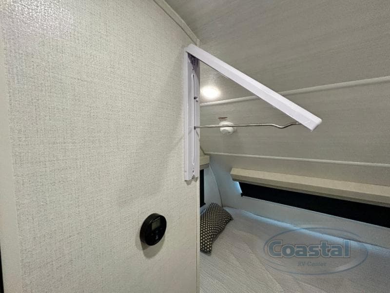 2025 Forest River 2025 Forest River R-Pod - thumbnail 18