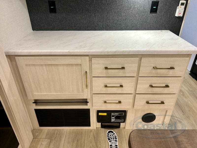 2026 Forest River 2026 Forest River Grand Surveyor - thumbnail 21