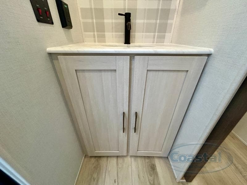 2026 Forest River 2026 Forest River Grand Surveyor - thumbnail 35