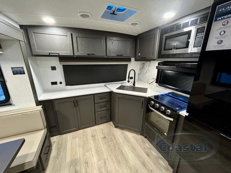 2026 Forest River 2026 Forest River Flagstaff Super Lite - thumbnail 14