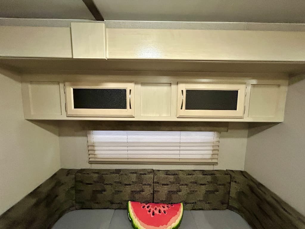 2018 Winnebago 2018 Winnebago Minnie Drop - thumbnail 8