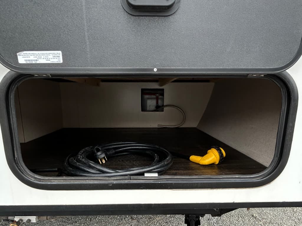 2018 Winnebago 2018 Winnebago Minnie Drop - thumbnail 25