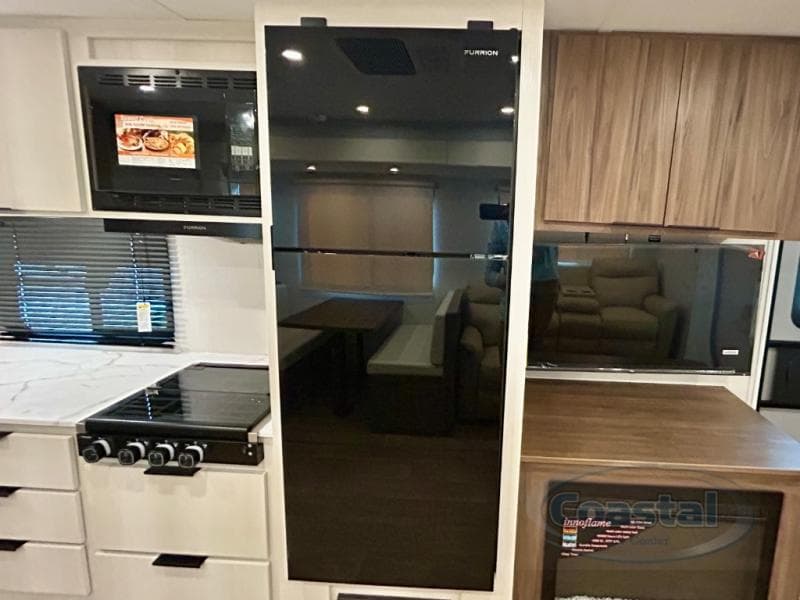 2026 Winnebago 2026 Winnebago Access - thumbnail 15