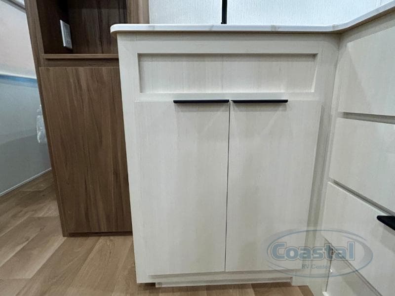 2026 Winnebago 2026 Winnebago Access - thumbnail 21