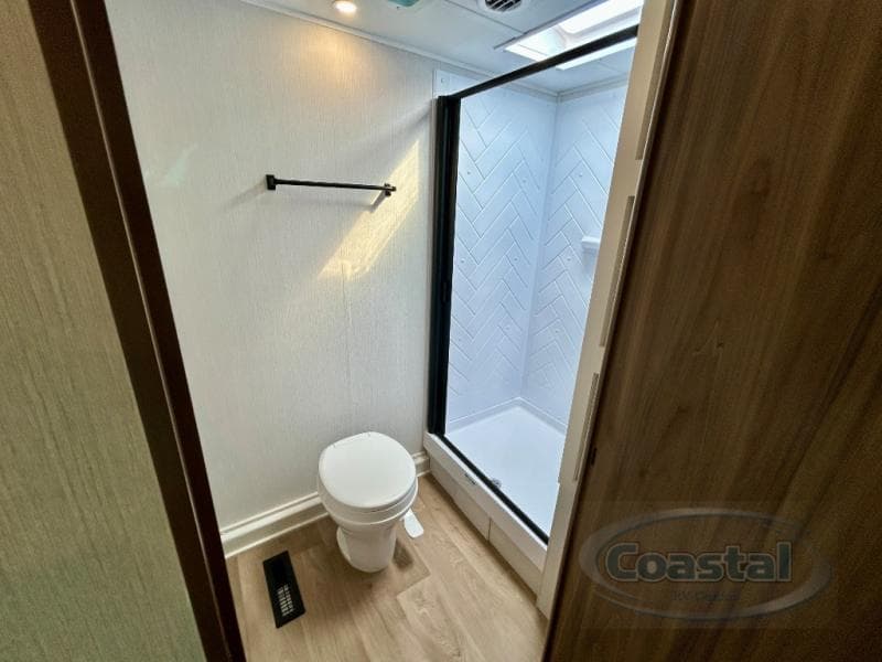 2026 Winnebago 2026 Winnebago Access - thumbnail 25