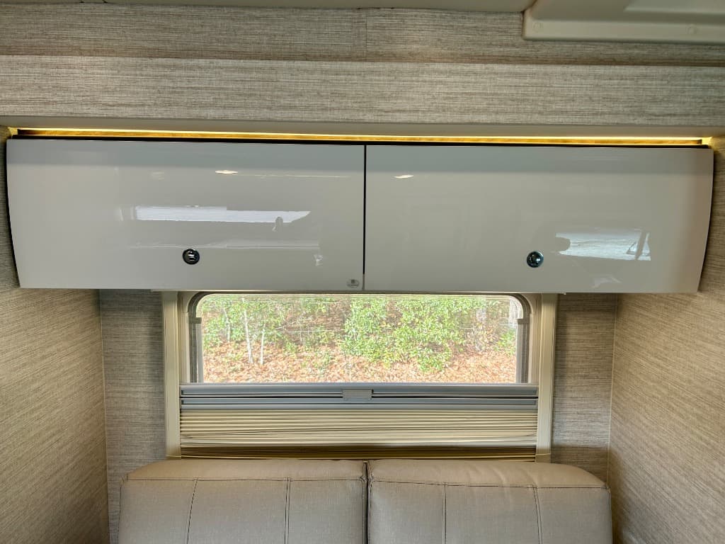 2022 Winnebago 2022 Winnebago View - thumbnail 8