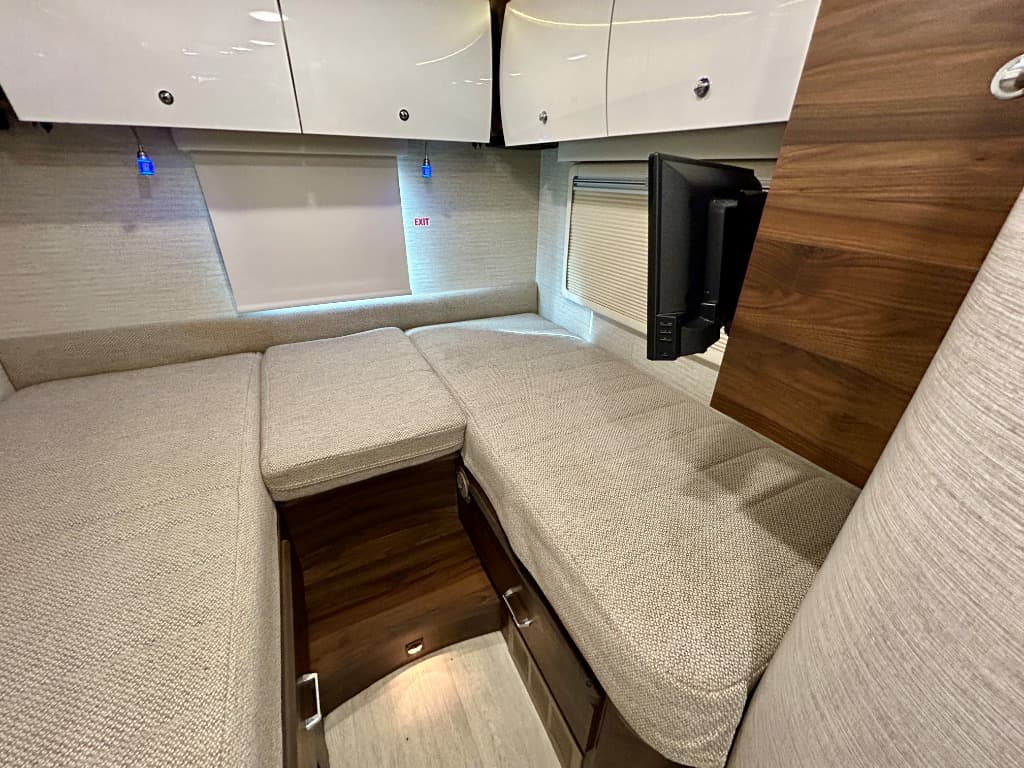 2022 Winnebago 2022 Winnebago View - thumbnail 15