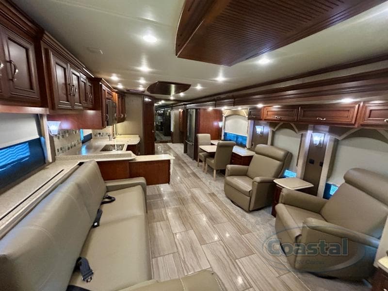 2015 Newmar 2015 Newmar Ventana - thumbnail 3