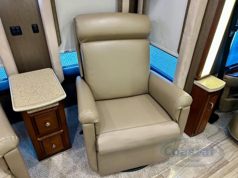 2015 Newmar 2015 Newmar Ventana - thumbnail 13