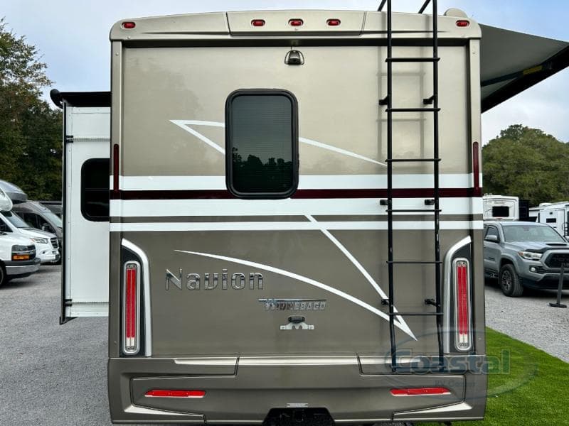 2021 Winnebago 2021 Winnebago Navion - thumbnail 51
