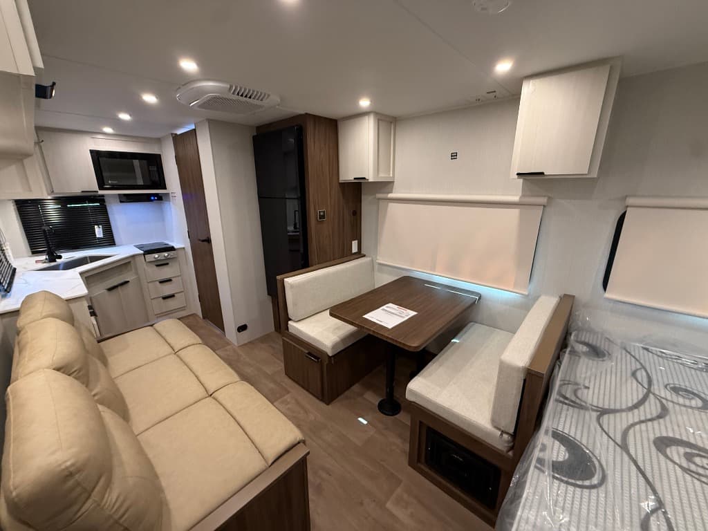 2026 Winnebago 2026 Winnebago Access - thumbnail 3