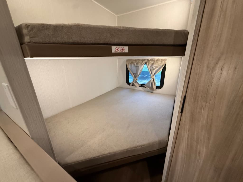 2026 Winnebago 2026 Winnebago Access - thumbnail 17