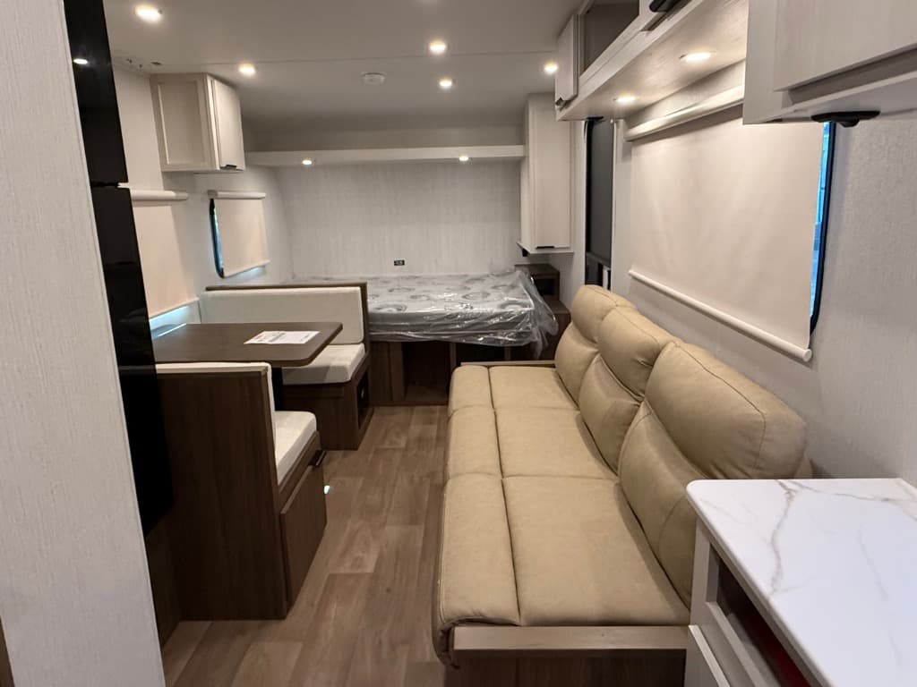2026 Winnebago 2026 Winnebago Access - thumbnail 5