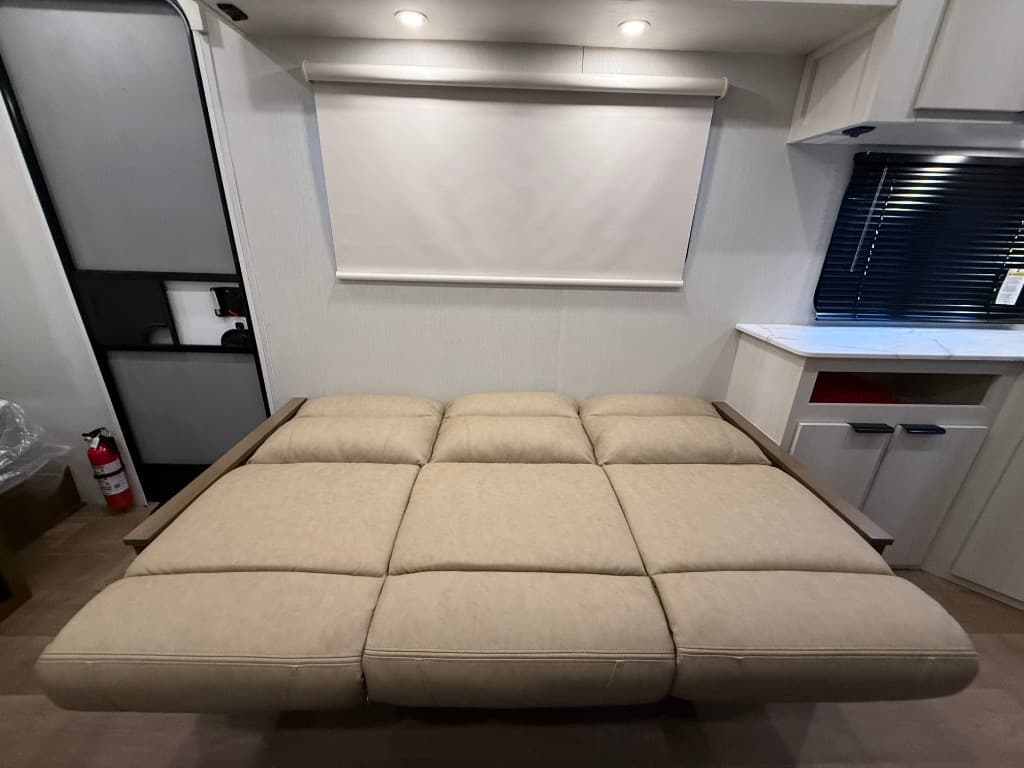 2026 Winnebago 2026 Winnebago Access - thumbnail 8