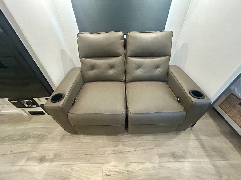 2026 Forest River 2026 Forest River R-Pod - thumbnail 7