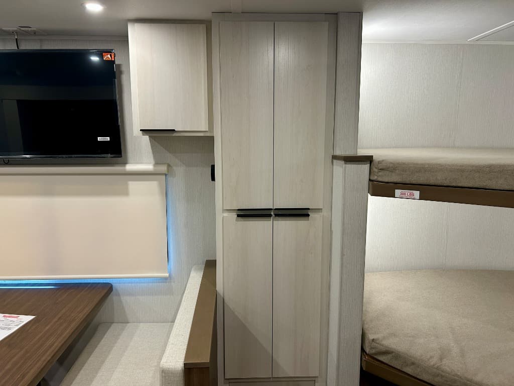 2026 Winnebago 2026 Winnebago Access - thumbnail 10