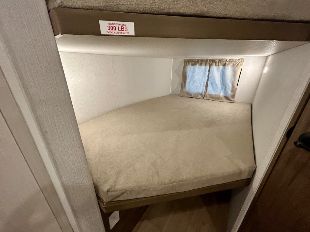 2026 Winnebago 2026 Winnebago Access - thumbnail 21