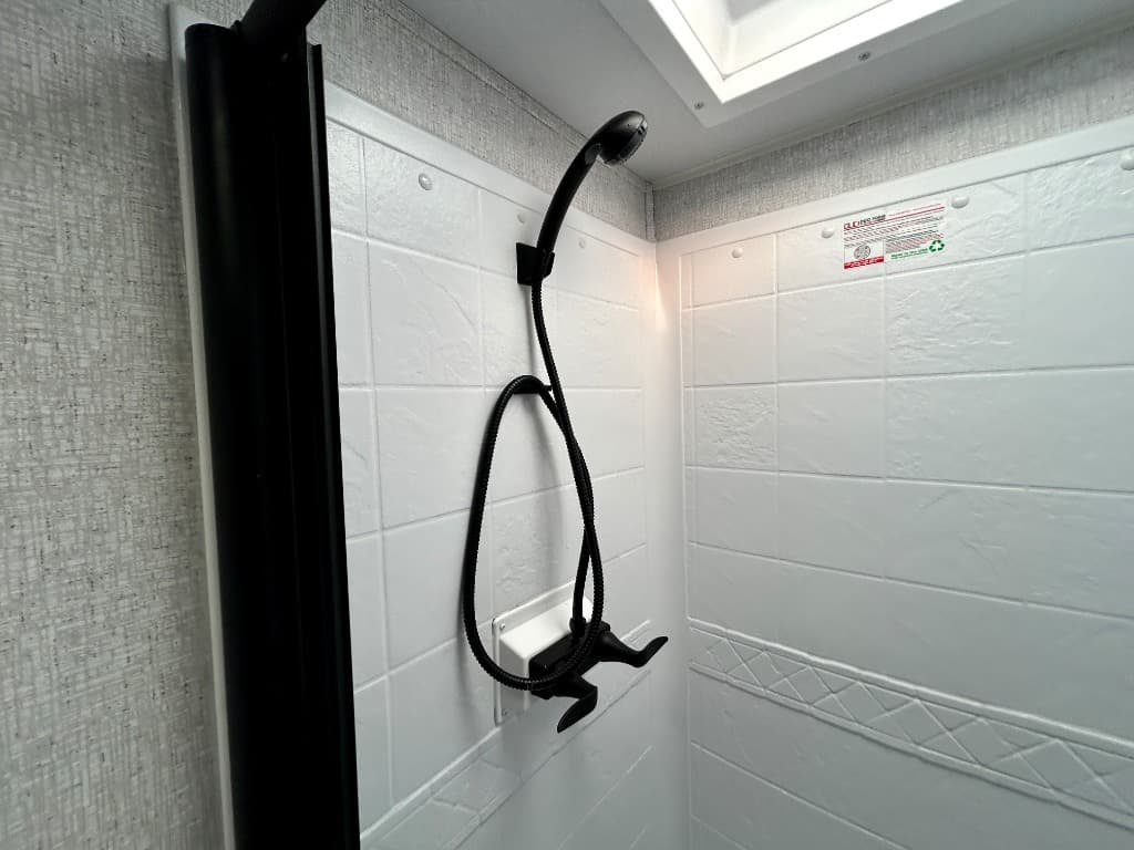 2026 East To West 2026 East To West Della Terra - thumbnail 31