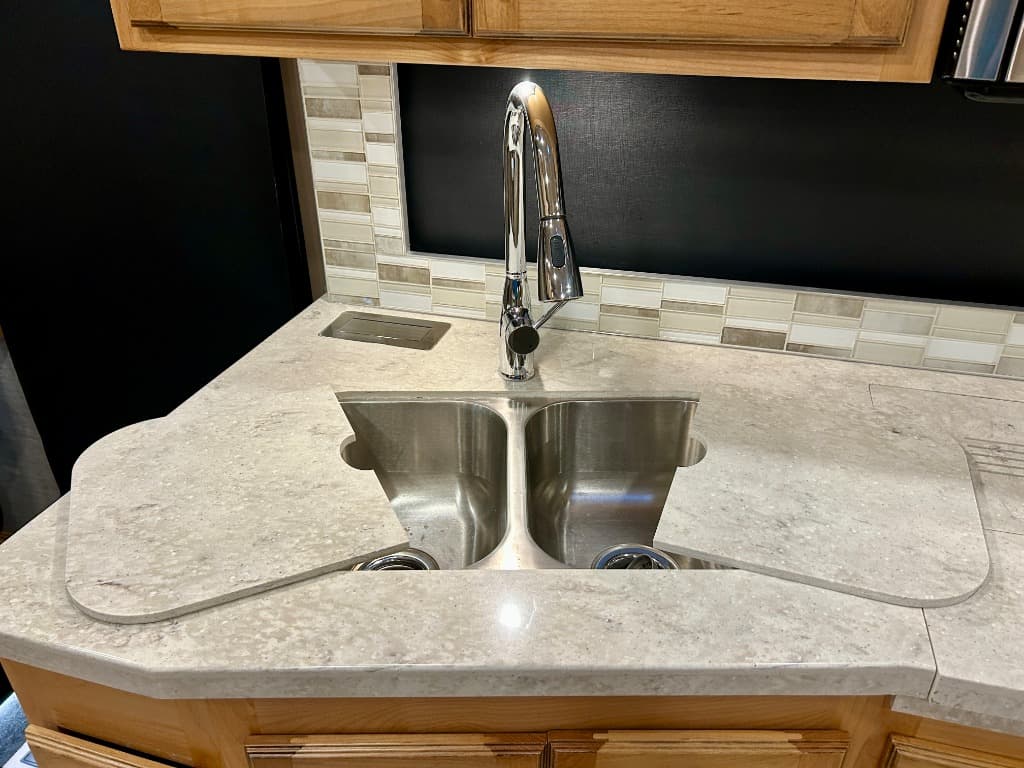 2022 Tiffin 2022 Tiffin Open Road Allegro - thumbnail 14