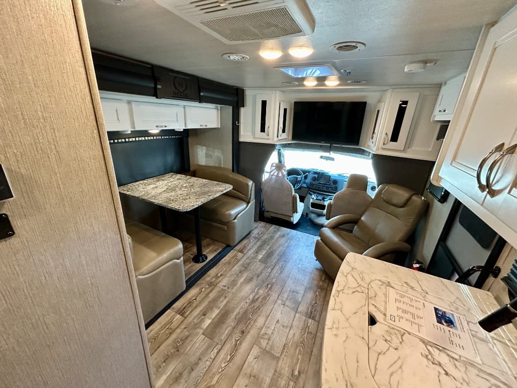 2023 NeXus RV 2023 NeXus RV Viper - thumbnail 5